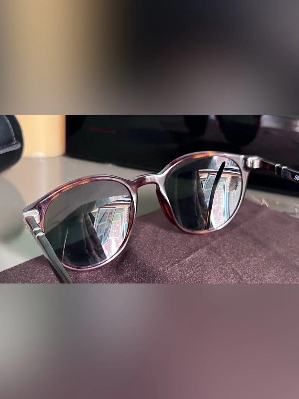 Persol PO3152S - Classic Tortoiseshell Round Sunglasses - Green Lenses